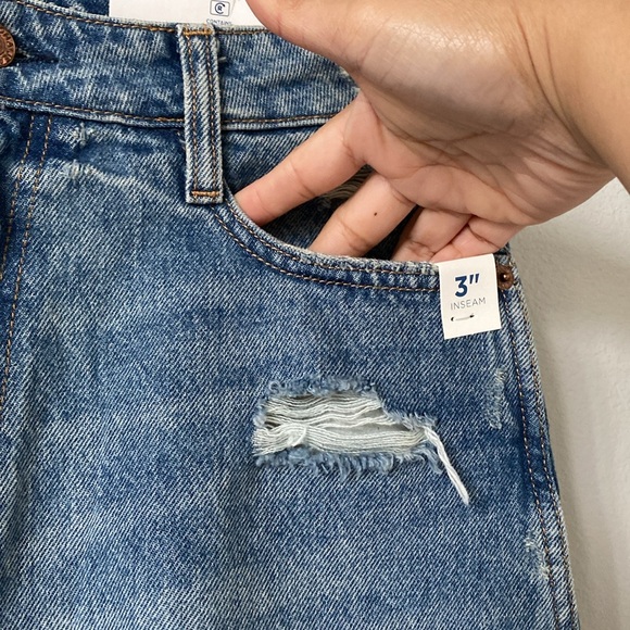 Arizona Jean Co. High Rise Vintage Comfort Mom Short - Picture 5 of 7